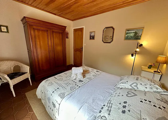 La Maison Cachee